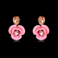 Picture of Touching Flowers & Plants Rose Gold Plated Stud 