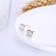 Picture of Best-Selling White Platinum Plated Stud