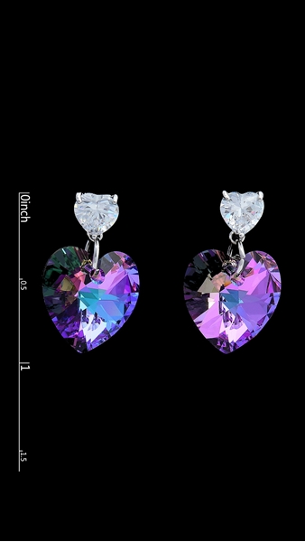 Picture of Innovative And Creative Swarovski Element Valentine's Day Stud 