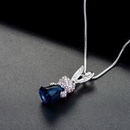 Picture of Nice Swarovski Element Zinc Alloy Pendant Necklace