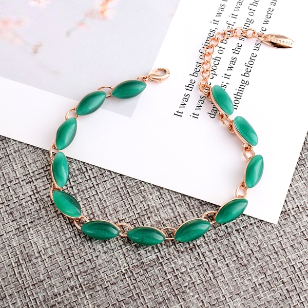 Picture of Classic Zinc Alloy Fashion Bracelet with Speedy Delivery