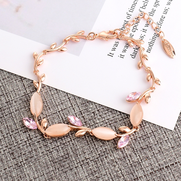 Picture of Classic Rose Gold Plated Fashion Bracelet with Unbeatable Quality