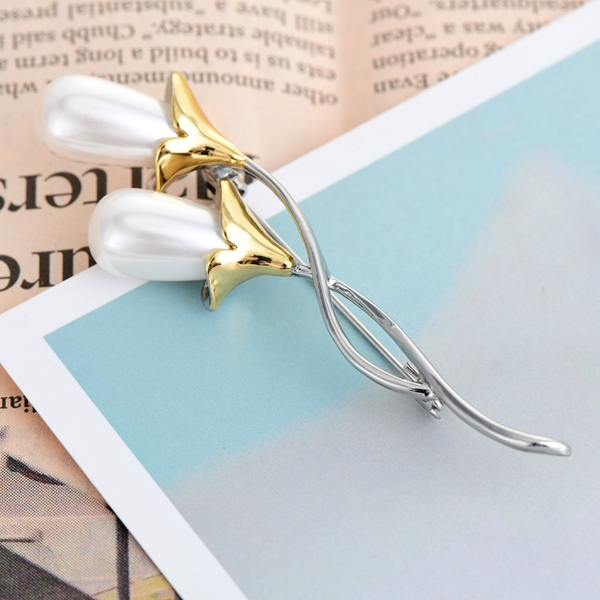 Picture of Pretty Artificial Pearl Casual Brooche