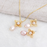 Picture of New Artificial Pearl Zinc Alloy Necklace and Earring Set