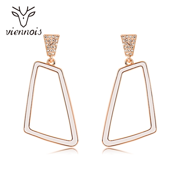 Picture of Low Cost Rose Gold Plated Artificial Crystal Dangle Earrings