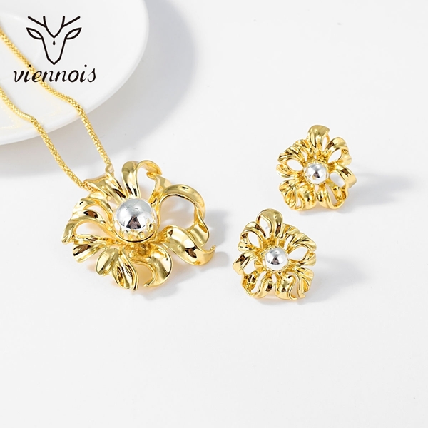 Picture of Hypoallergenic Gold Plated Casual Necklace and Earring Set with Easy Return