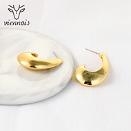 Picture of Dubai Gold Plated Stud Earrings with Fast Shipping