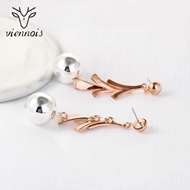 Picture of Great Medium Gold Plated Dangle Earrings