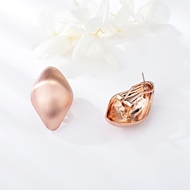 Picture of Zinc Alloy Medium Stud Earrings with Full Guarantee