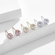 Picture of Delicate Cubic Zirconia Gold Plated Stud Earrings