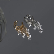 Picture of Famous Cubic Zirconia White Stud Earrings