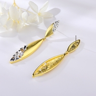 Picture of Zinc Alloy Gold Plated Dangle Earrings from Certified Factory