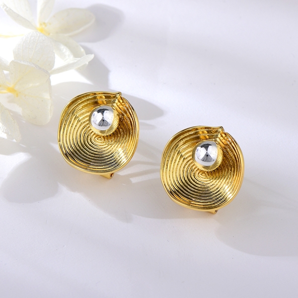 Picture of Featured Gold Plated Big Big Stud Earrings with Full Guarantee