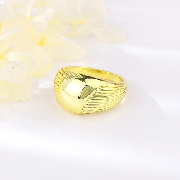 Picture of Beautiful Big Gold Plated Fashion Ring