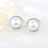 Picture of Origninal Medium Classic Stud Earrings