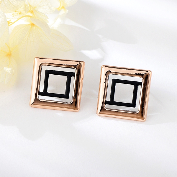 Picture of Latest Big Rose Gold Plated Stud Earrings