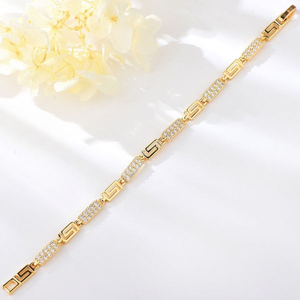 Picture of Inexpensive Gold Plated Cubic Zirconia Fashion Bracelet from Reliable Manufacturer