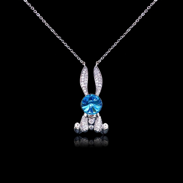 Picture of Zinc Alloy Swarovski Element Pendant Necklace with Speedy Delivery