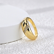 Picture of Delicate Gold Plated Fashion Ring with Fast Delivery