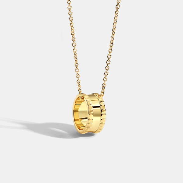 Picture of Staple Small Gold Plated Pendant Necklace