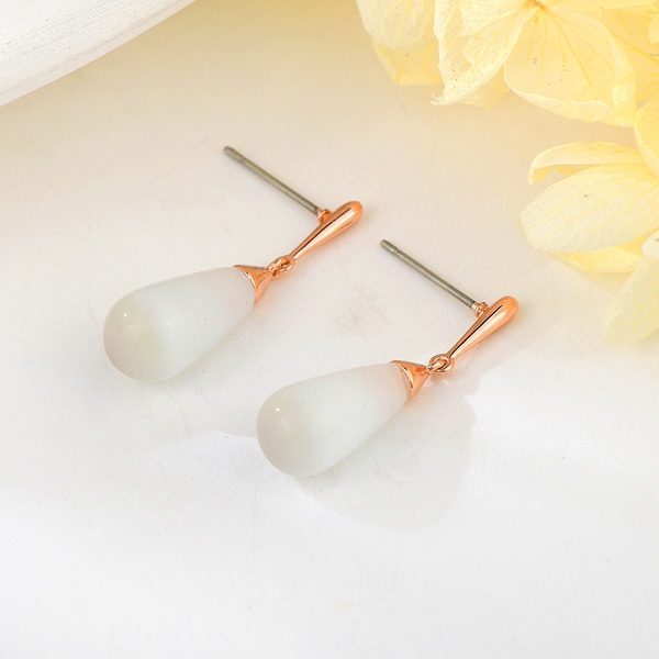 Picture of Charming White Classic Dangle Earrings As a Gift