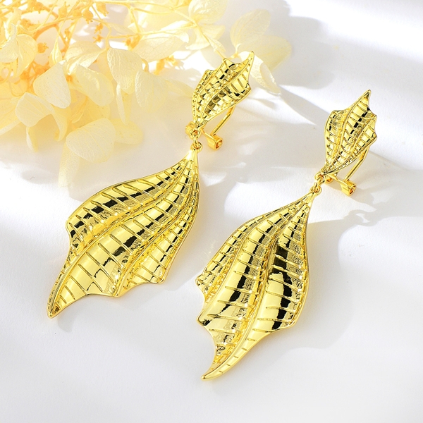 Picture of Dubai Plain Dangle Earrings with Easy Return