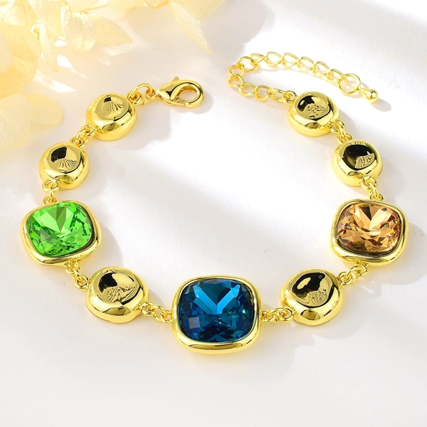 Picture of Luxury Gold Plated Fashion Bracelet with Full Guarantee