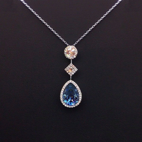 Picture of New Cubic Zirconia Platinum Plated Pendant Necklace