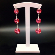 Show details for Luxury Red Dangle Earrings with Beautiful Craftmanship Show details for Luxury Red Dangle Earrings with Beautiful Craftmanship