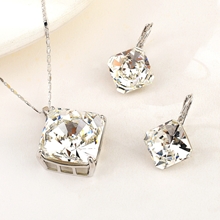 Show details for Good Quality Swarovski Element Copper or Brass 2 Piece Jewelry Set