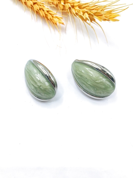 Picture of Bulk Green Enamel Clip On Earrings at Great Low Price