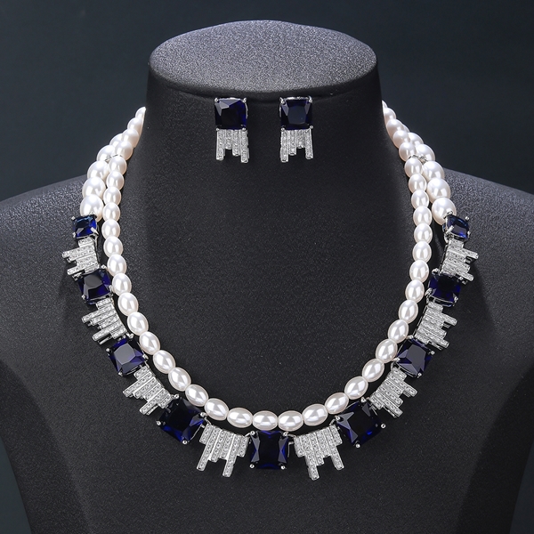 Picture of Great Value Colorful Gold Plated 2 Piece Jewelry Set for Ladies