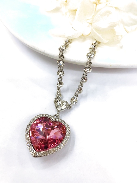 Picture of Recommended Colorful Swarovski Element Choker with Member Discount