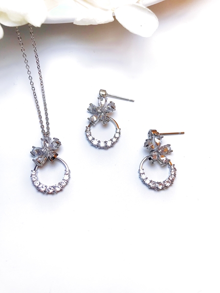 Picture of Famous Cubic Zirconia Simple 2 Piece Jewelry Set