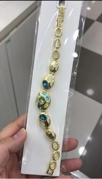 Picture of Gold Plated Nature Topaz Short Chain Necklace at Great Low Price